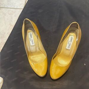 Jimmy Choo baby doll pumps cute tan shoes classic heels